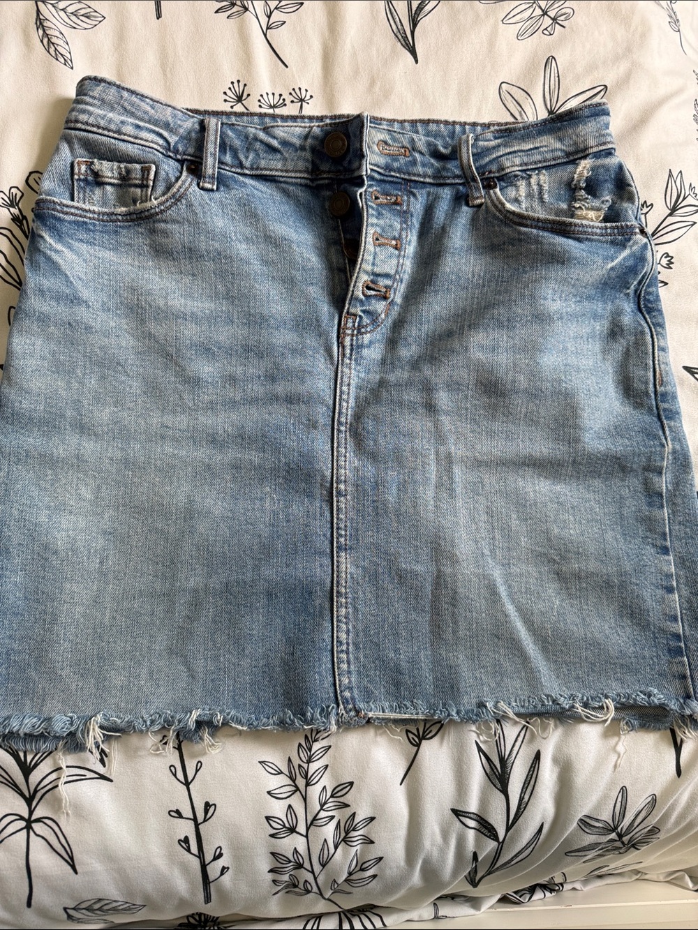 Old Navy Light Blue Denim Mini Skirt with Raw Hem